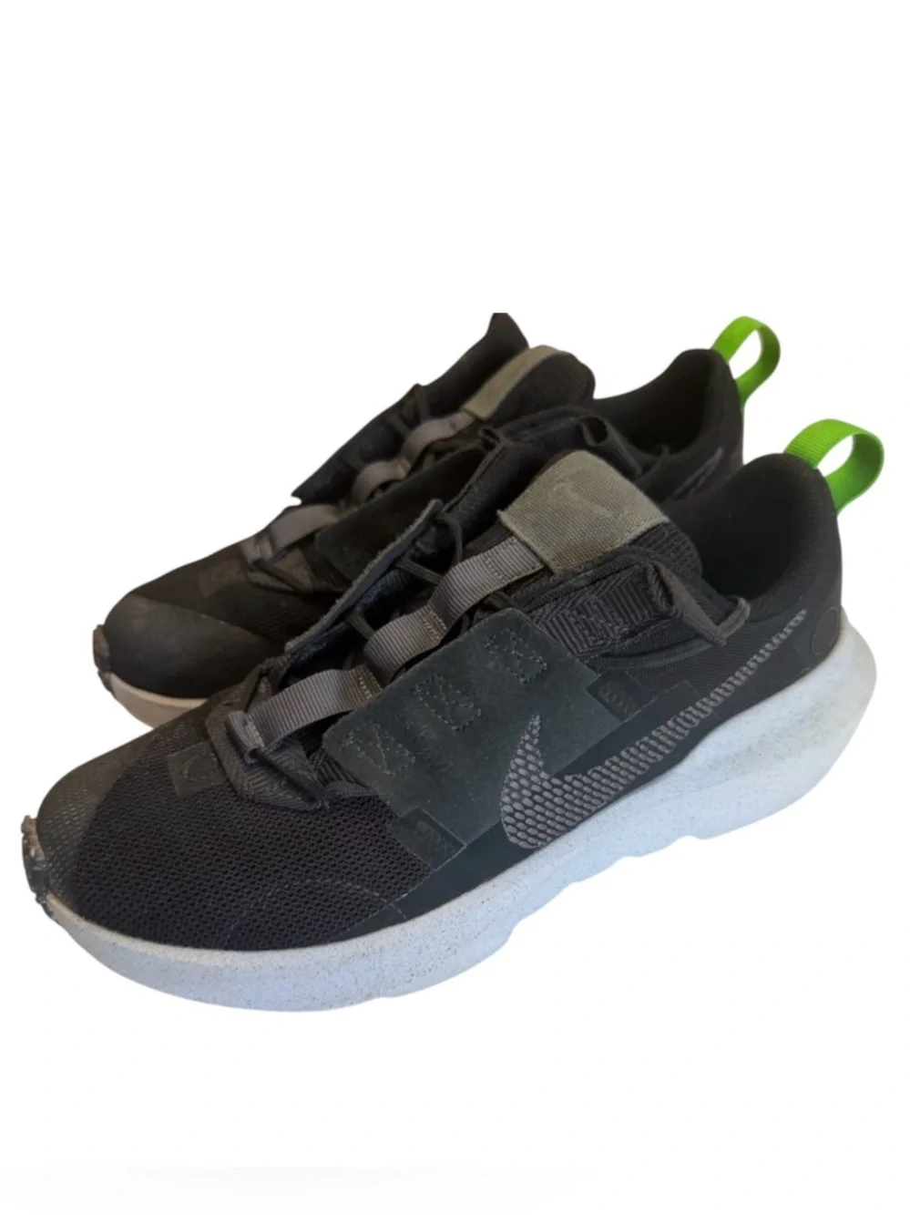 Nike Crater Impact GS Black Green Strike Sneakers 5.5Y (Women's 7) DB3551-001